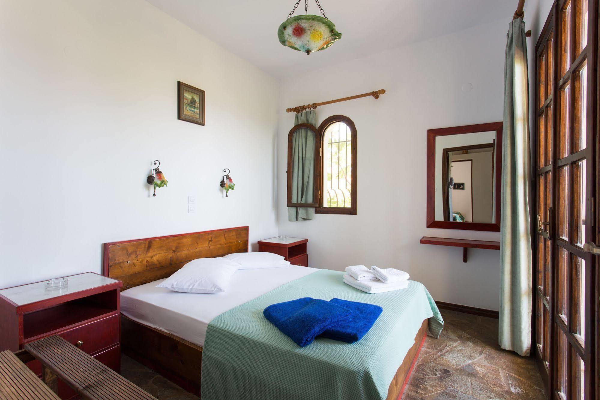 Village Aparthotel Monemvasía